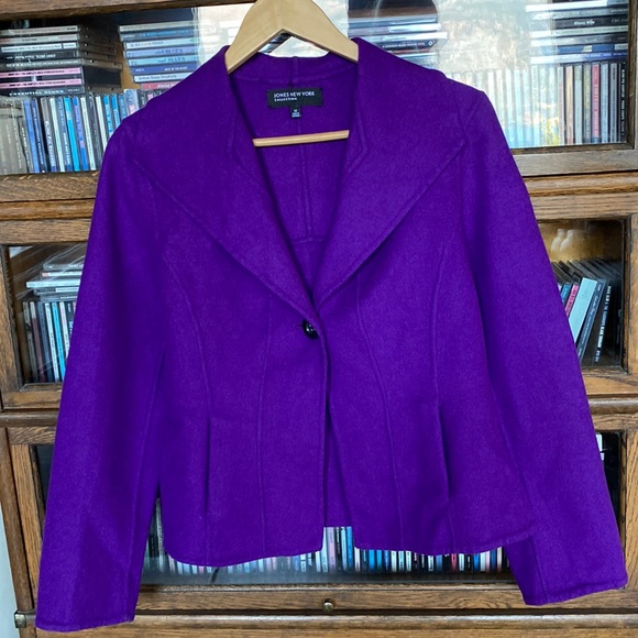 Jones New York Jackets & Blazers - Jones New York Purple Soft Wool Blazer - Size Medium